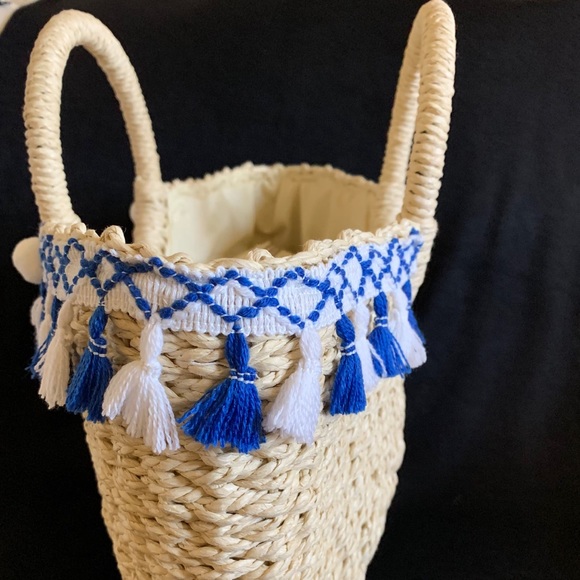 Moon Straw Bag Handmade - Picture 7 of 8